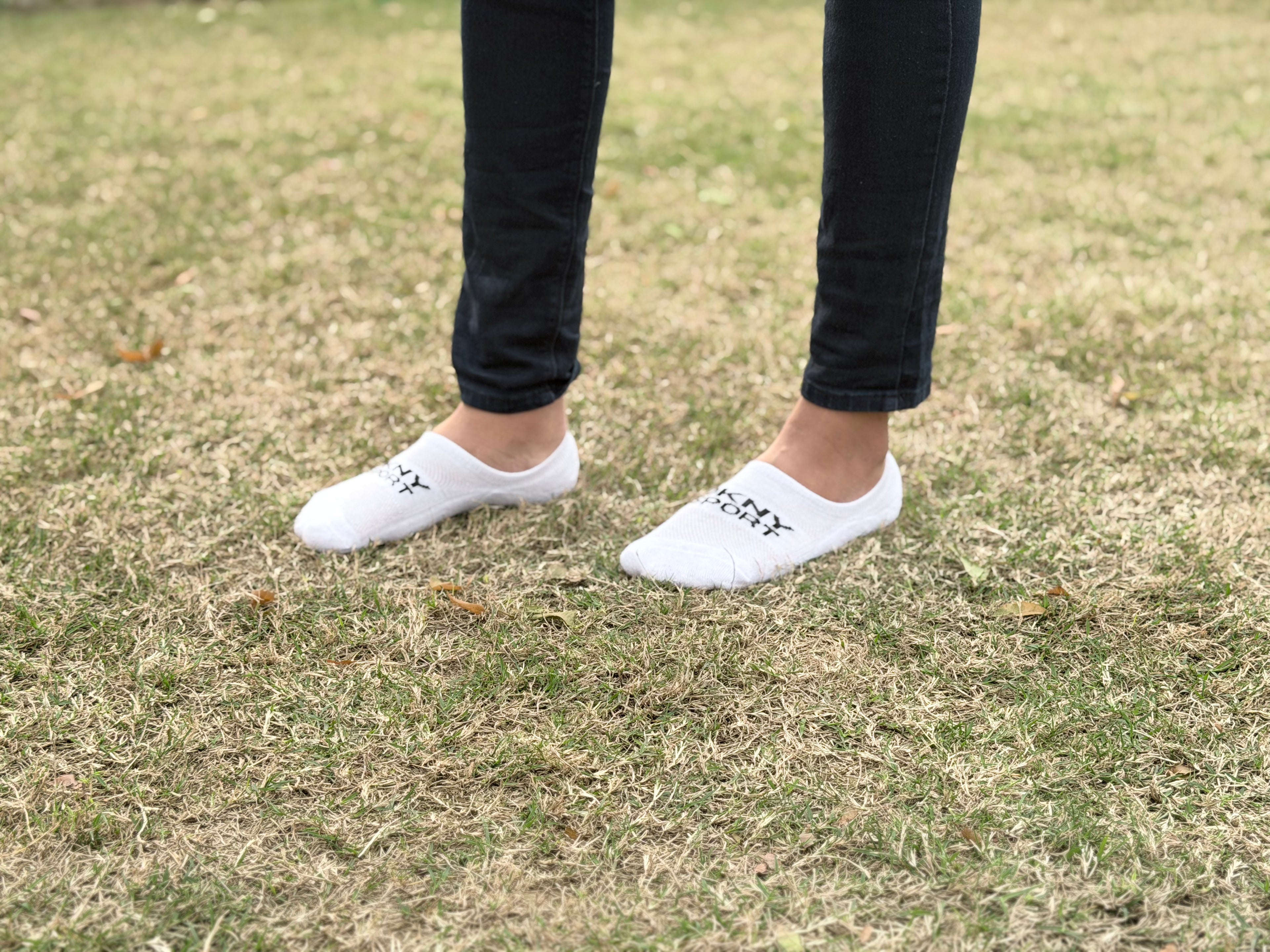 DKNY Unisex Sports Ankle Socks - Pack of 3